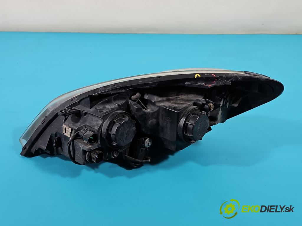 Kia Ceed I 2006-2012 1.6 crdi 116 HP manual 85 kW 1582 cm3 5- Reflektor: pravý  (Pravé)