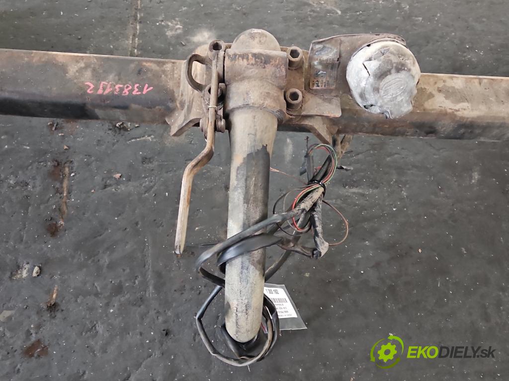 Kia Ceed I 2006-2012 1.6 crdi 116 hp manual 85 kW 1582 cm3 5- oko tažné  (Tažná zařízení)