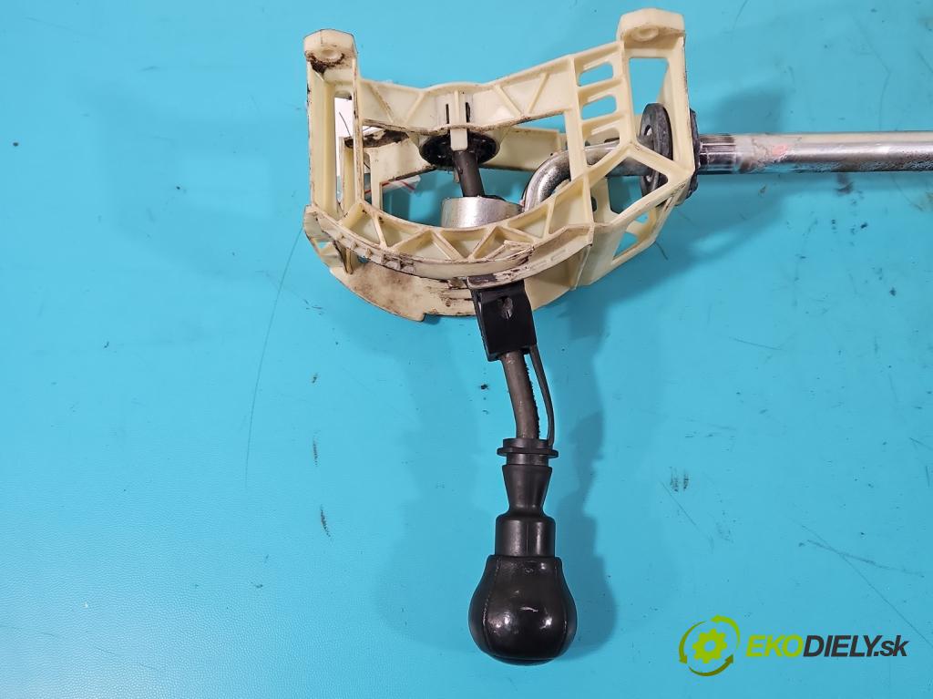 Opel Astra II 1998-2009 1.6 16V 105 HP manual 77 kW 1598 cm3 5- Páka: Změny: stupeň,rýchlosť  (Rýchlostné páky / kulisy)