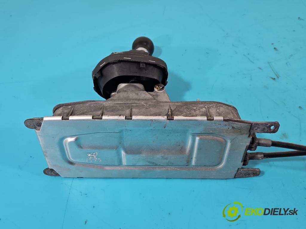 Vw Touran I 2003-2015 1.9 tdi 105 HP manual 77 kW 1896 cm3 5- Páka: Změny: stupeň,rýchlosť 1K0711091A (Rýchlostné páky / kulisy)