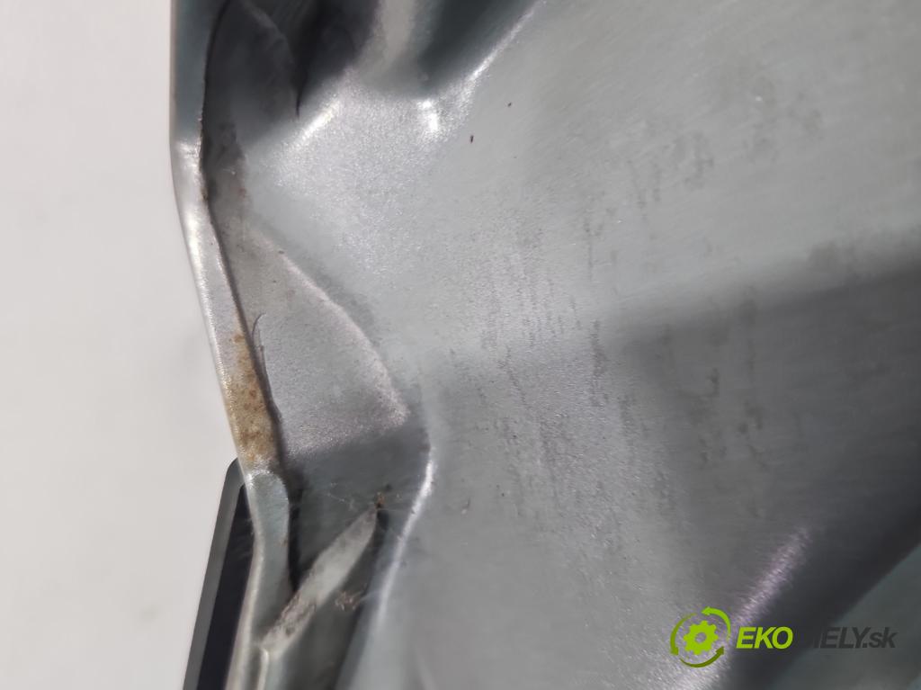 Kia Ceed I 2006-2012 1.6 crdi 116 hp manual 85 kW 1582 cm3 5- zadní kufrové dveře  (Zadní kapoty)