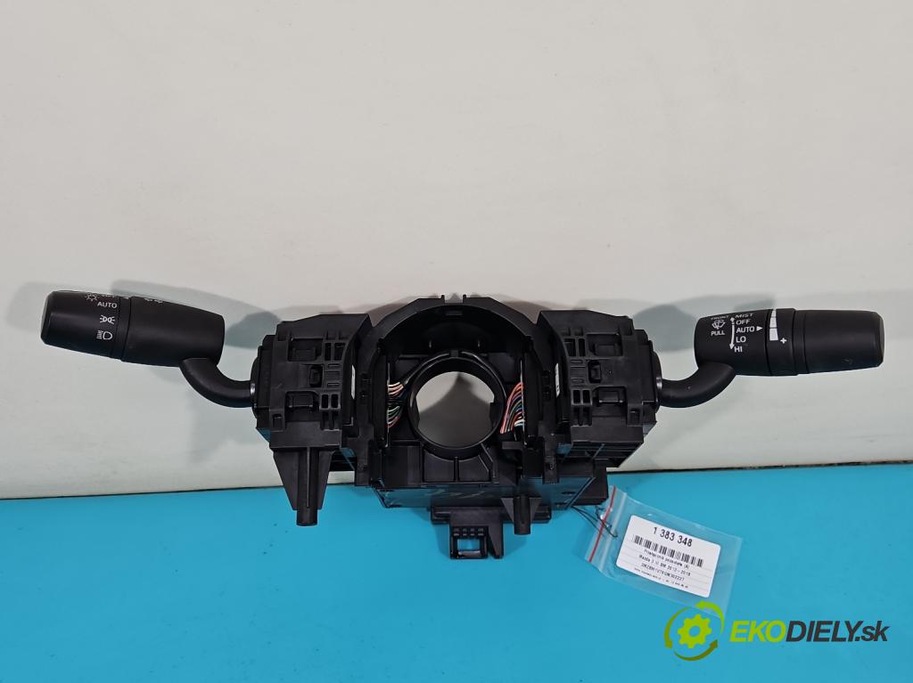 Mazda 3 III BM 2013-2018 2.0 16V 155 HP manual 114 kW 1998 cm3 4- prepínač komplex: SKE133-01 (Prepínače, spínače, tlačidlá a ovládače kúrenia)