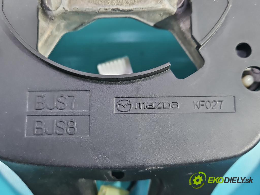 Mazda 3 III BM 2013-2018 2.0 16V 155 HP manual 114 kW 1998 cm3 4- volant  (Volanty)