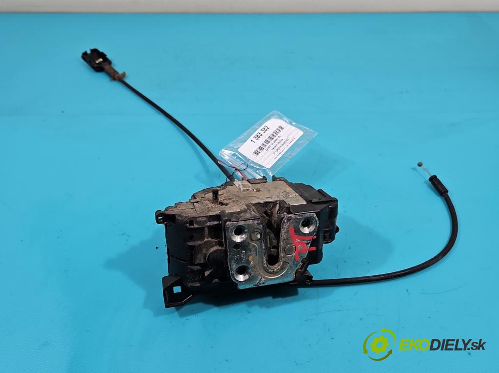 Renault Modus 1.5 dci 86 hp manual 63 kW 1461 cm3 5- zámek zadní pravý 
