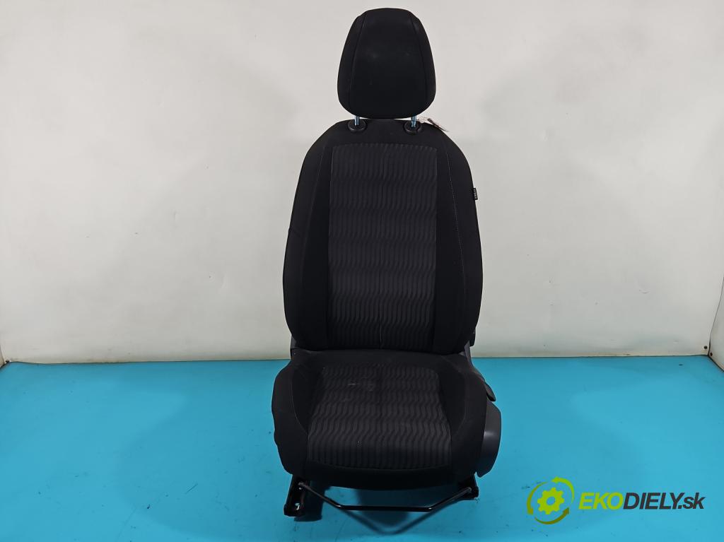 Peugeot 308 II 2013-2021 2.0 e-hdi 150 HP manual 110 kW 1997 cm3 5- Sedačka ľavý  (Sedačky, sedadlá)