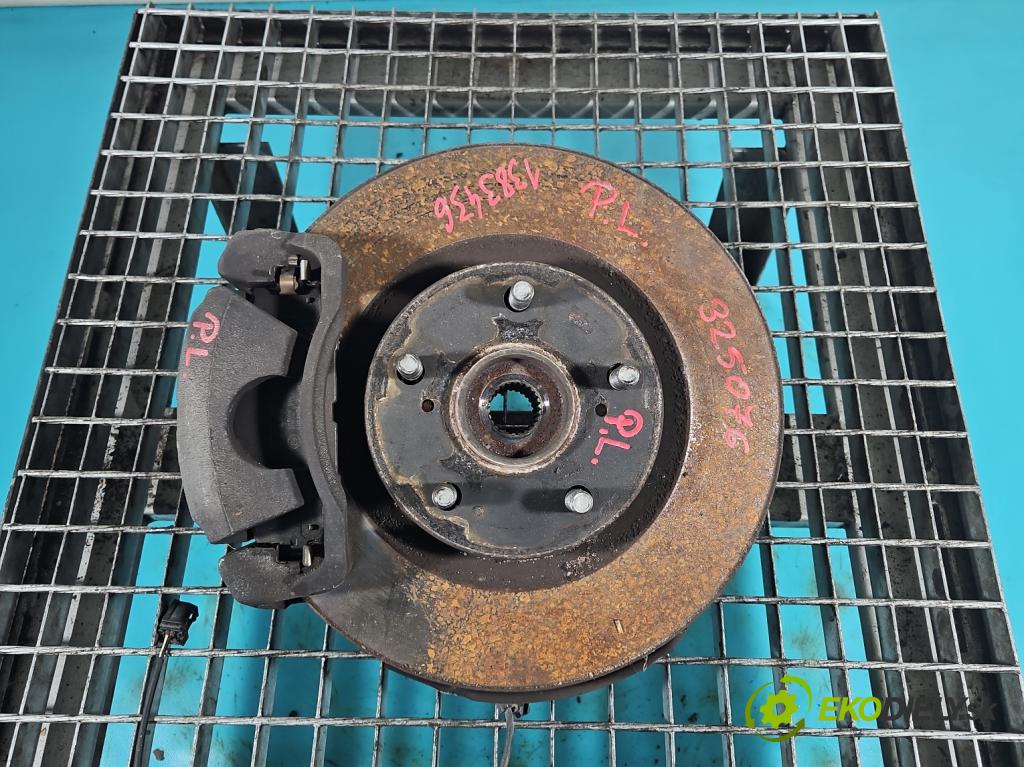 Toyota Rav4 III 2005-2012 2.0 VVti: 152KM automatic 112 kW 1998 cm3 5- náboj ľavé  (Náboje)