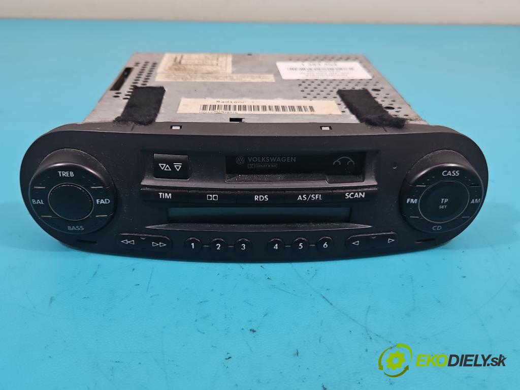 Vw New Beetle 1998-2010 2.0 8V 116 HP manual 85 kW 1984 cm3 3- Radio originál 1C0035186
