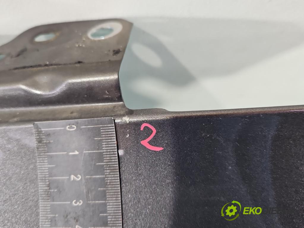 Peugeot 308 II 2013-2021 2.0 e-hdi 150 hp manual 110 kW 1997 cm3 5- blatnik přední levý  (Predné ľavé)