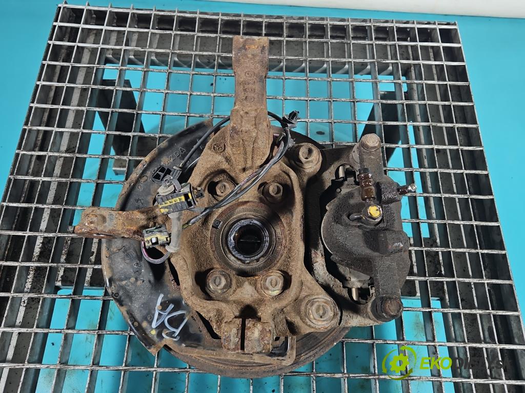 Mazda 3 III BM 2013-2018 2.0 16V 155 HP manual 114 kW 1998 cm3 4- náboj ľavé  (Náboje)