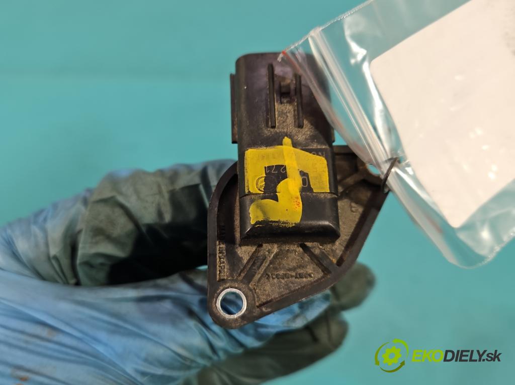 Mazda 3 III BM 2013-2018 2.0 16V 155 HP manual 114 kW 1998 cm3 4- průtokoměr: E5T62271 (Váhy vzduchu)