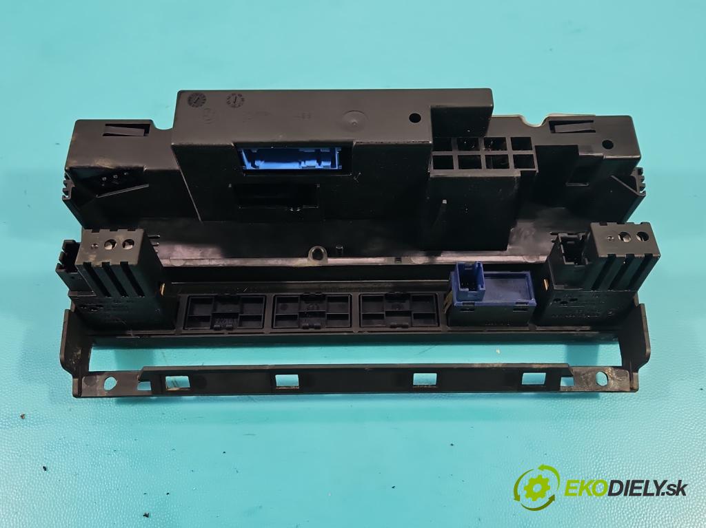 Bmw 5 E39 1996-2003 2.8 R6 193 HP manual 142 kW 2793 cm3 4- panel kúrenia