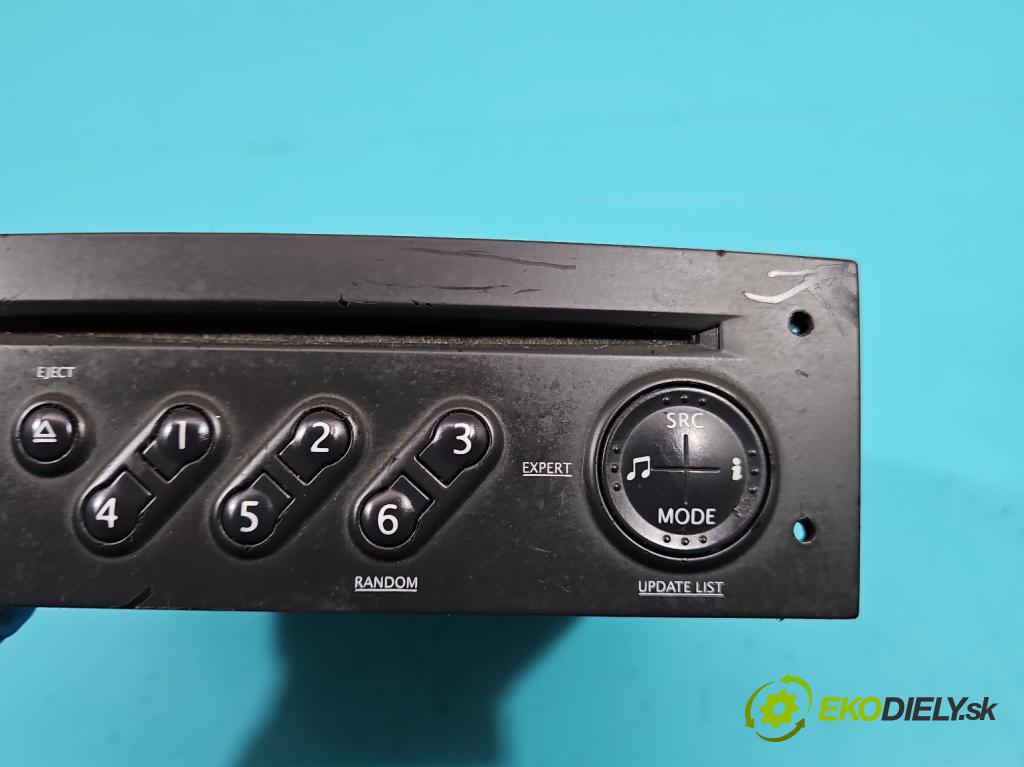 Renault Modus 1.5 dci 86 HP manual 63 kW 1461 cm3 5- Radio originál 8200483757