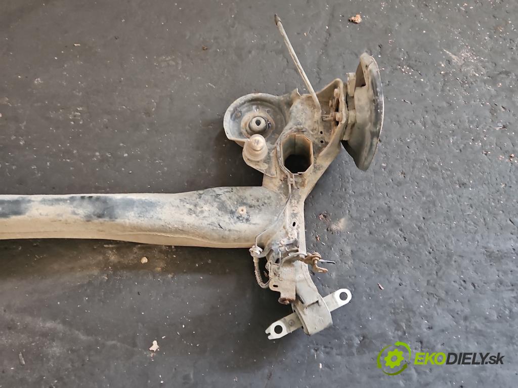 Peugeot 308 II 2013-2021 2.0 e-hdi 150 hp manual 110 kW 1997 cm3 5- zadní výztuha  (Výztuhy zadní)