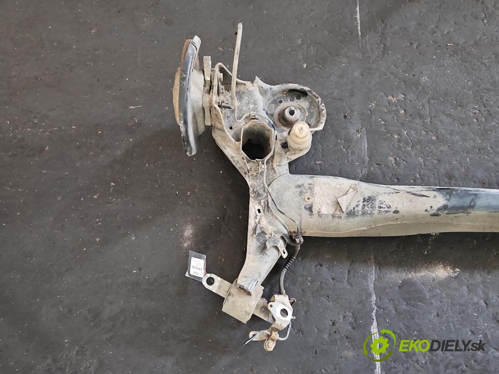 Peugeot 308 II 2013-2021 2.0 e-hdi 150 hp manual 110 kW 1997 cm3 5- zadní výztuha  (Výztuhy zadní)