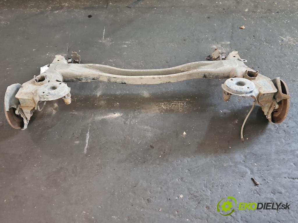 Peugeot 308 II 2013-2021 2.0 e-hdi 150 hp manual 110 kW 1997 cm3 5- zadní výztuha  (Výztuhy zadní)