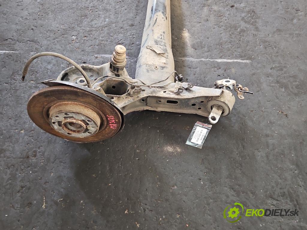 Peugeot 308 II 2013-2021 2.0 e-hdi 150 hp manual 110 kW 1997 cm3 5- zadní výztuha  (Výztuhy zadní)