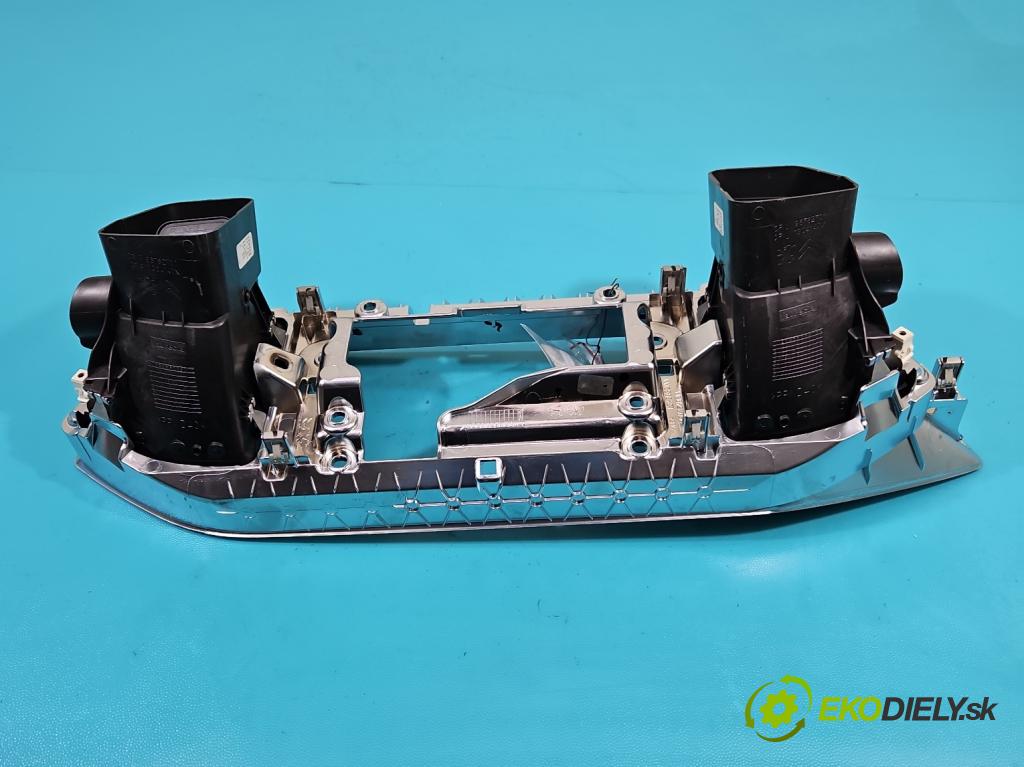 Peugeot 308 II 2013-2021 2.0 e-hdi 150 HP manual 110 kW 1997 cm3 5- Mřížka: kúrenia stredová 98075499VV (Mriežky kúrenia (fukáre))