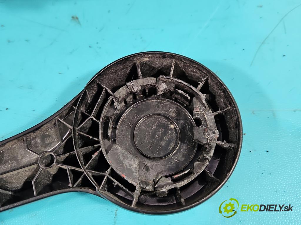 Mitsubishi Colt Z30 VI 2004-2012 1.1 12V 75 HP manual 55 kW 1124 cm3 3- Sedačka ľavý  (Sedačky, sedadlá)