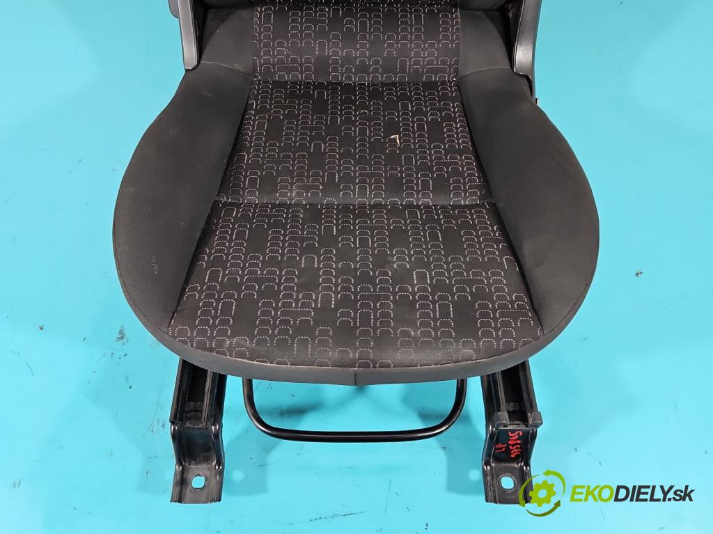 Mitsubishi Colt Z30 VI 2004-2012 1.1 12V 75 HP manual 55 kW 1124 cm3 3- Sedačka ľavý  (Sedačky, sedadlá)