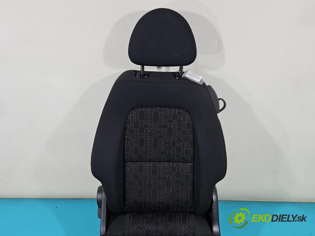 Mitsubishi Colt Z30 VI 2004-2012 1.1 12V 75 HP manual 55 kW 1124 cm3 3- Sedačka ľavý  (Sedačky, sedadlá)
