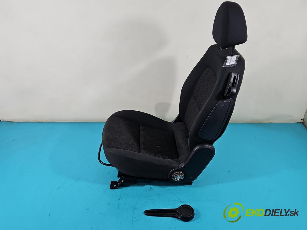 Mitsubishi Colt Z30 VI 2004-2012 1.1 12V 75 HP manual 55 kW 1124 cm3 3- Sedačka ľavý  (Sedačky, sedadlá)