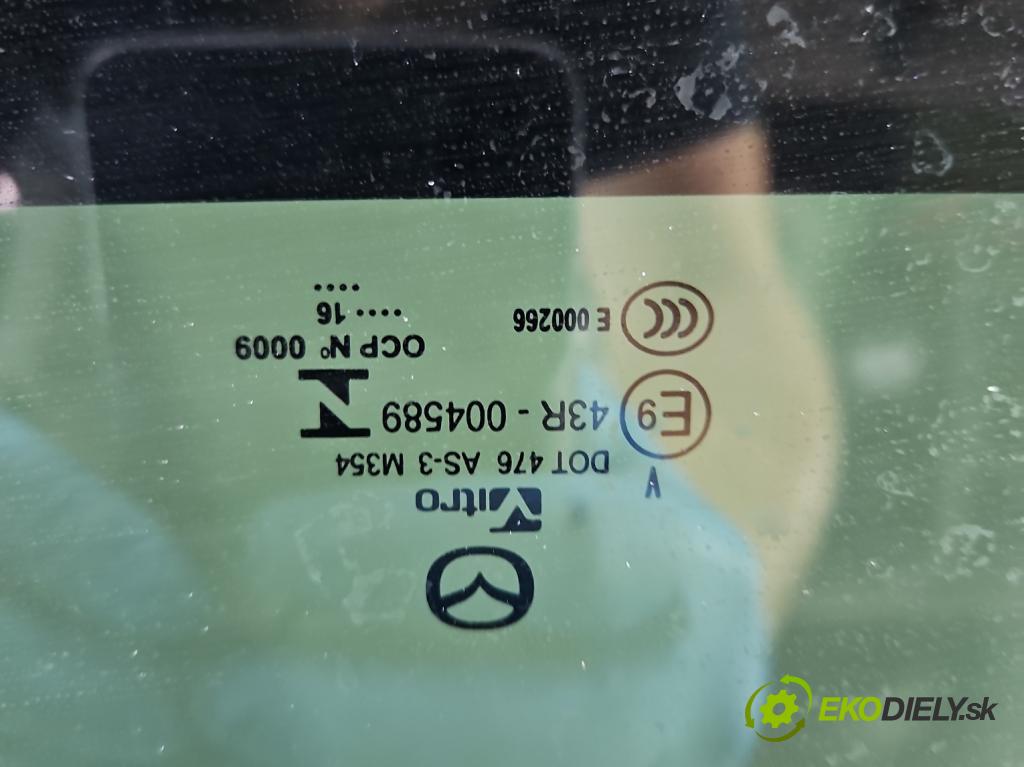 Mazda 3 III BM 2013-2018 2.0 16V 155 HP manual 114 kW 1998 cm3 4- Střešní okno: BJT1 (Sklo karosérie)