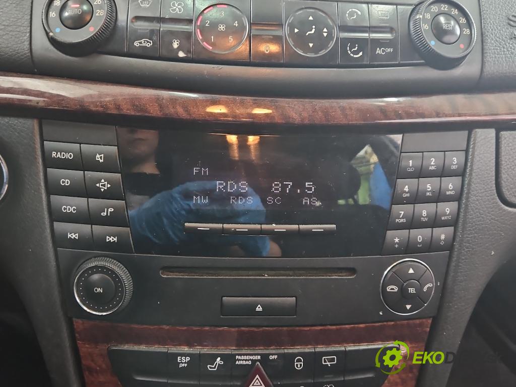 Mercedes E W211 2002-2009 3.2 cdi 204 HP automatic 150 kW 3222 cm3 5- Radio originál A2118702189
