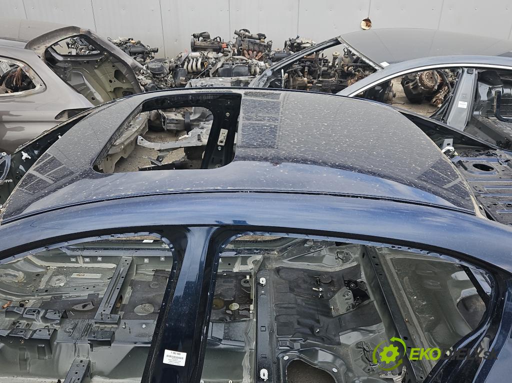 Mazda 3 III BM 2013-2018 2.0 16V 155 hp manual 114 kW 1998 cm3 4- Strecha: