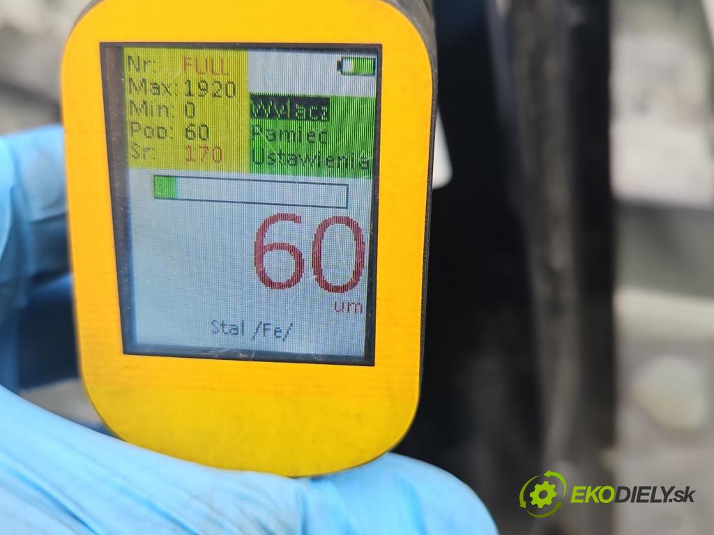 Mazda 3 III BM 2013-2018 2.0 16V 155 hp manual 114 kW 1998 cm3 4- práh pravý  (Ostatní)