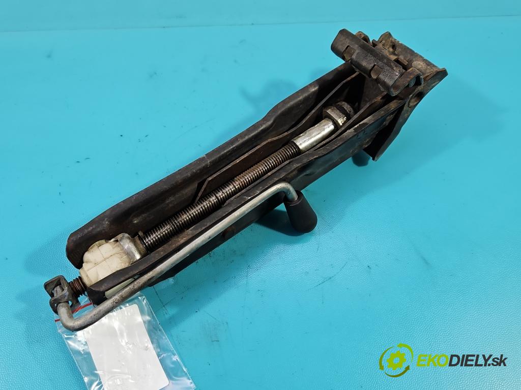 Skoda Octavia I 1996-2010 1.9 TDI 110 HP manual 81 kW 1896 cm3 5- mechanizmus okna automobilovy 1U0011031A