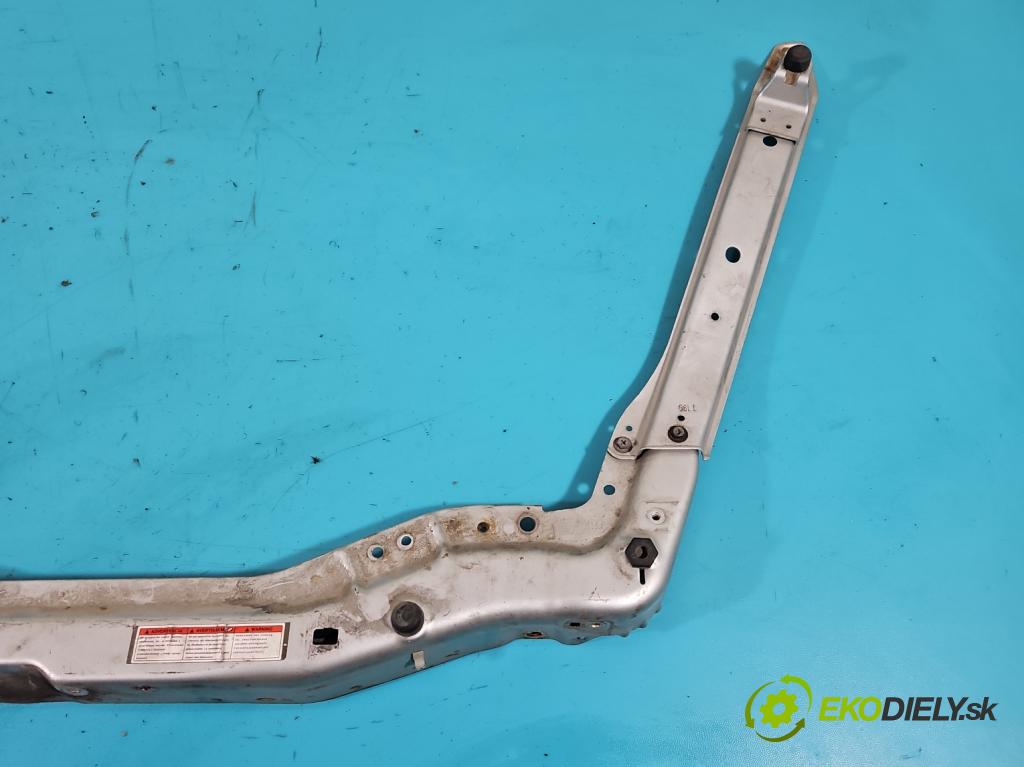 Suzuki Swift Mk7 2010-2017 1.2 16V 94 hp manual 69 kW 1242 cm3 5- stěna přední  (Výztuhy přední)