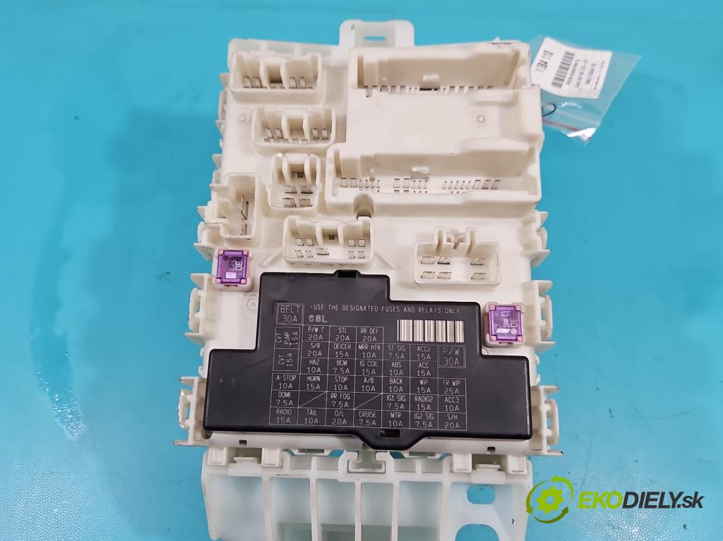 Suzuki Swift Mk7 2010-2017 1.2 16V 94 hp manual 69 kW 1242 cm3 5- skříňka pojistková P602-0959 (Pojistkové skříňky)