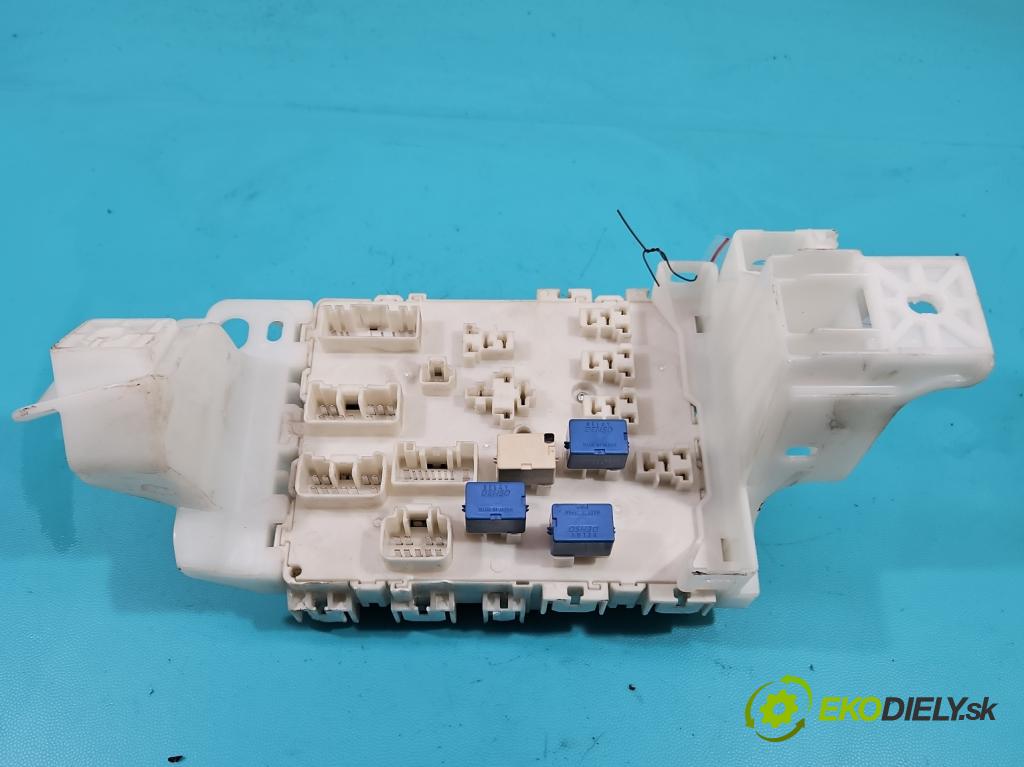 Suzuki Swift Mk7 2010-2017 1.2 16V 94 hp manual 69 kW 1242 cm3 5- skříňka pojistková P602-0959 (Pojistkové skříňky)