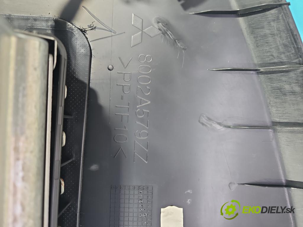 Mitsubishi Colt Z30 VI 2004-2012 1.1 12V 75 HP manual 55 kW 1124 cm3 3- airbag vzduch: spolujezdce: P8002A579XA (Airbag)