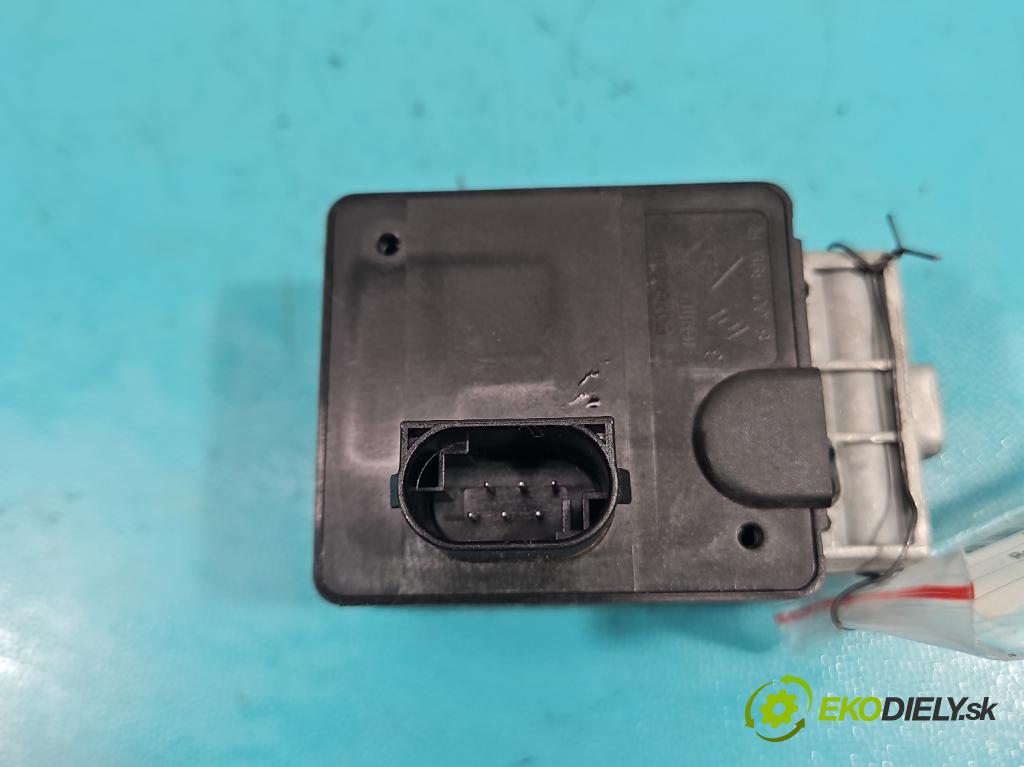 Renault Megane III 2008-2016 1.6 16V 110 HP manual 81 kW 1598 cm3 5- Blokáda: řízení: 487004399R (Ostatné)