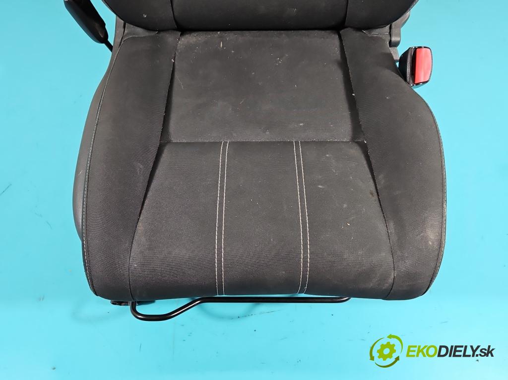 Renault Megane III 2008-2016 1.6 16V 110 HP manual 81 kW 1598 cm3 5- Sedačka ľavý  (Sedačky, sedadlá)