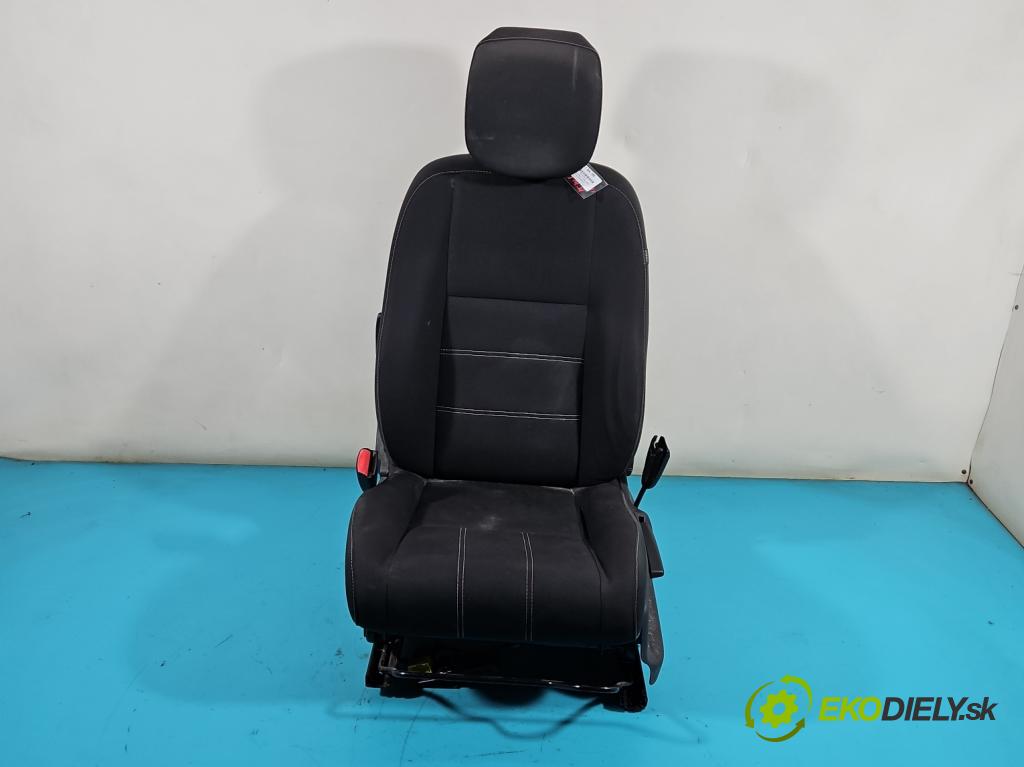 Renault Megane III 2008-2016 1.6 16V 110 HP manual 81 kW 1598 cm3 5- Sedačka pravý  (Sedačky, sedadlá)