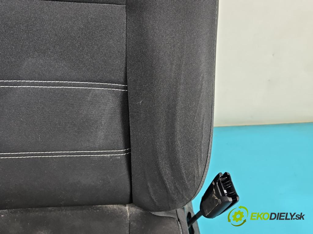 Renault Megane III 2008-2016 1.6 16V 110 HP manual 81 kW 1598 cm3 5- Sedačka pravý  (Sedačky, sedadlá)