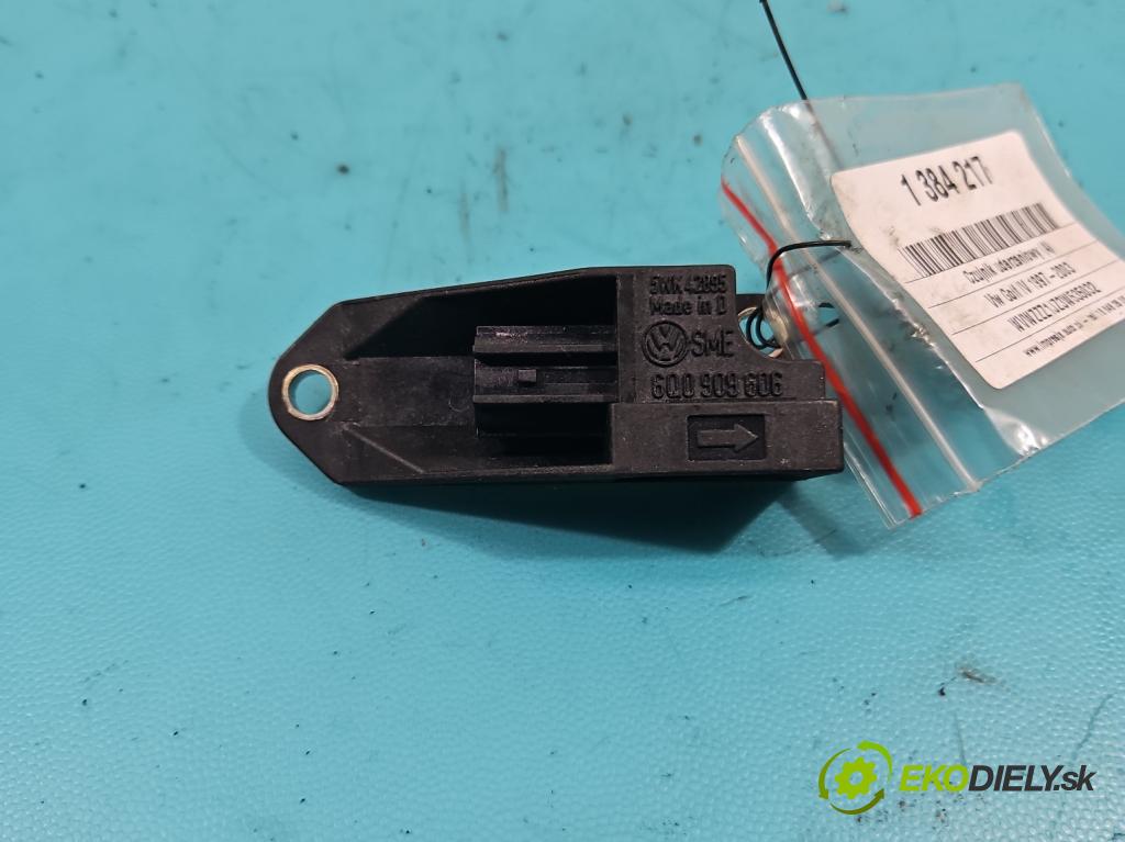 Vw Golf IV 1997-2003 1.9 sdi 68 HP manual 50 kW 1896 cm3 5- snímač šokovat: 5WK42895 (Snímače nárazu)