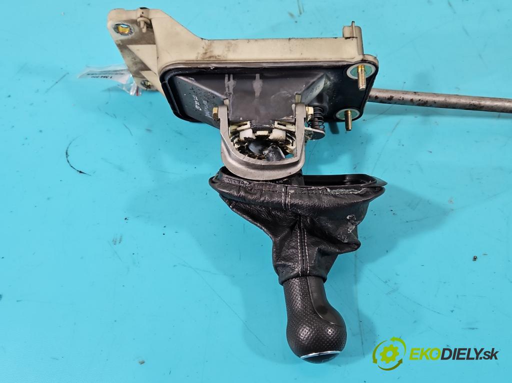 Vw Golf IV 1997-2003 1.9 sdi 68 HP manual 50 kW 1896 cm3 5- Páka: Změny: stupeň,rýchlosť  (Rýchlostné páky / kulisy)