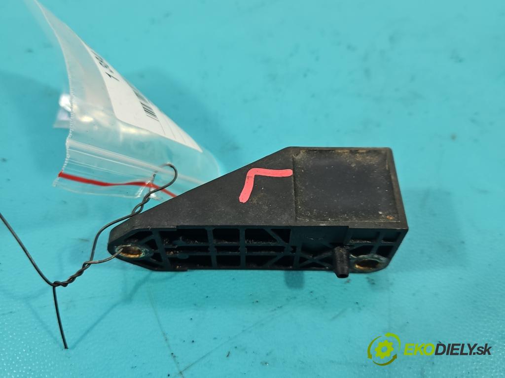 Vw Passat B5 1995-2005 2.0 8V 116 HP manual 85 kW 1984 cm3 5- snímač šokovat: 6Q0909606 (Snímače nárazu)