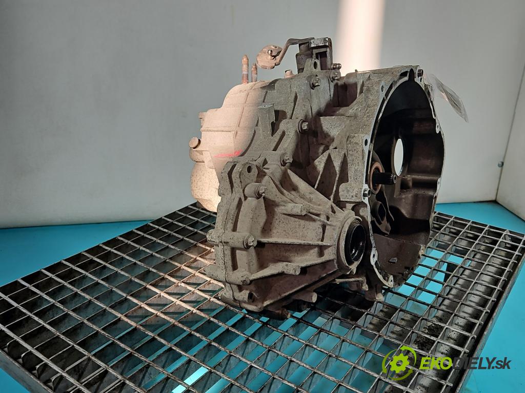 Mitsubishi Colt Z30 VI 2004-2012 1.1 12V 75 HP manual 55 kW 1124 cm3 3- prevodovka stupeň,rýchlosť manual P2500A222