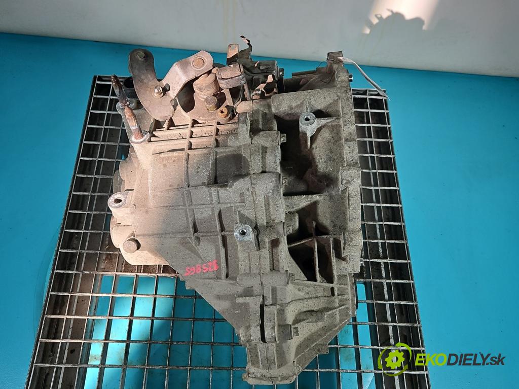 Mitsubishi Colt Z30 VI 2004-2012 1.1 12V 75 HP manual 55 kW 1124 cm3 3- prevodovka stupeň,rýchlosť manual P2500A222