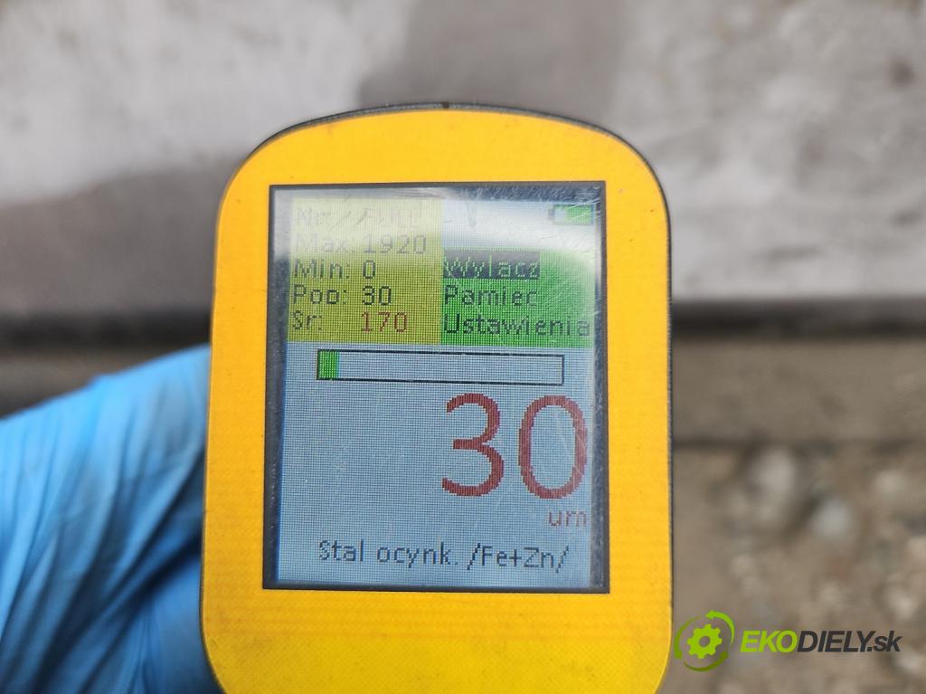 Peugeot 308 II 2013-2021 2.0 e-hdi 150 hp manual 110 kW 1997 cm3 5- práh pravý  (Ostatní)