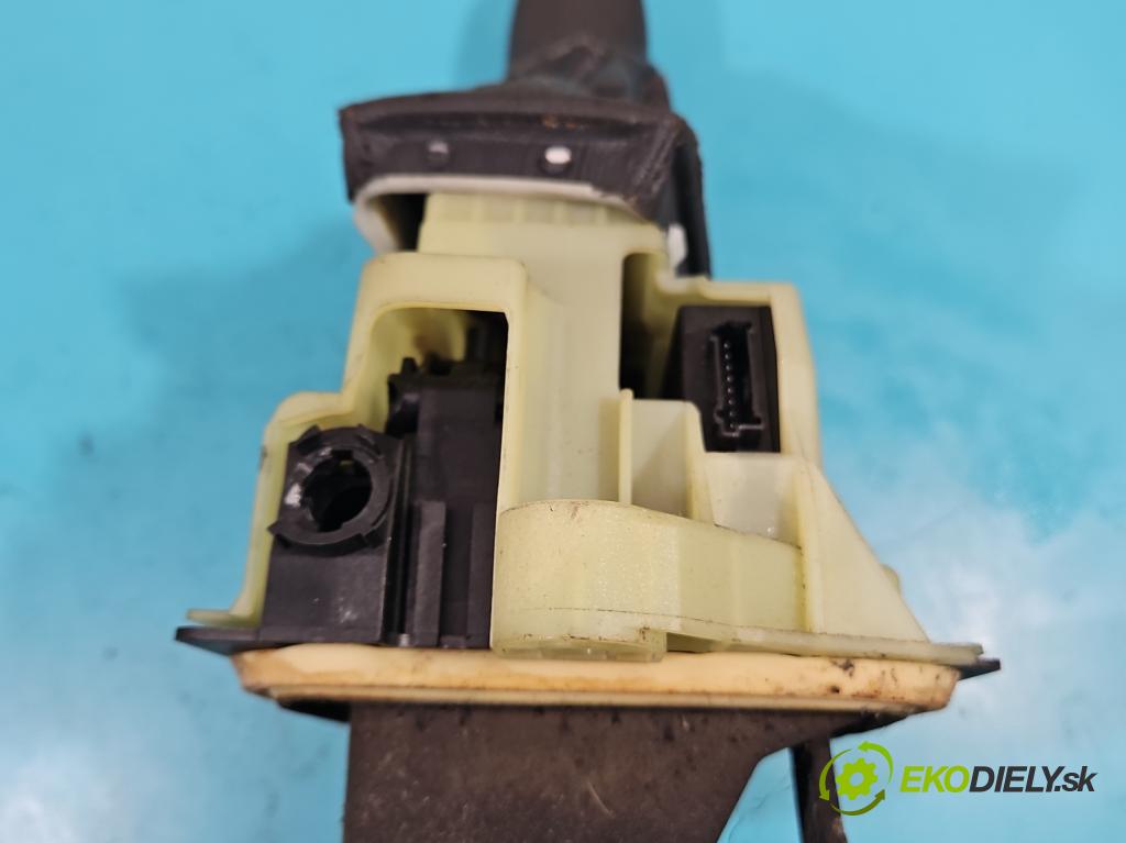 Mercedes E W211 2002-2009 3.2 cdi 204 HP automatic 150 kW 3222 cm3 5- Páka: Změny: stupeň,rýchlosť A2112670124 (Rýchlostné páky / kulisy)