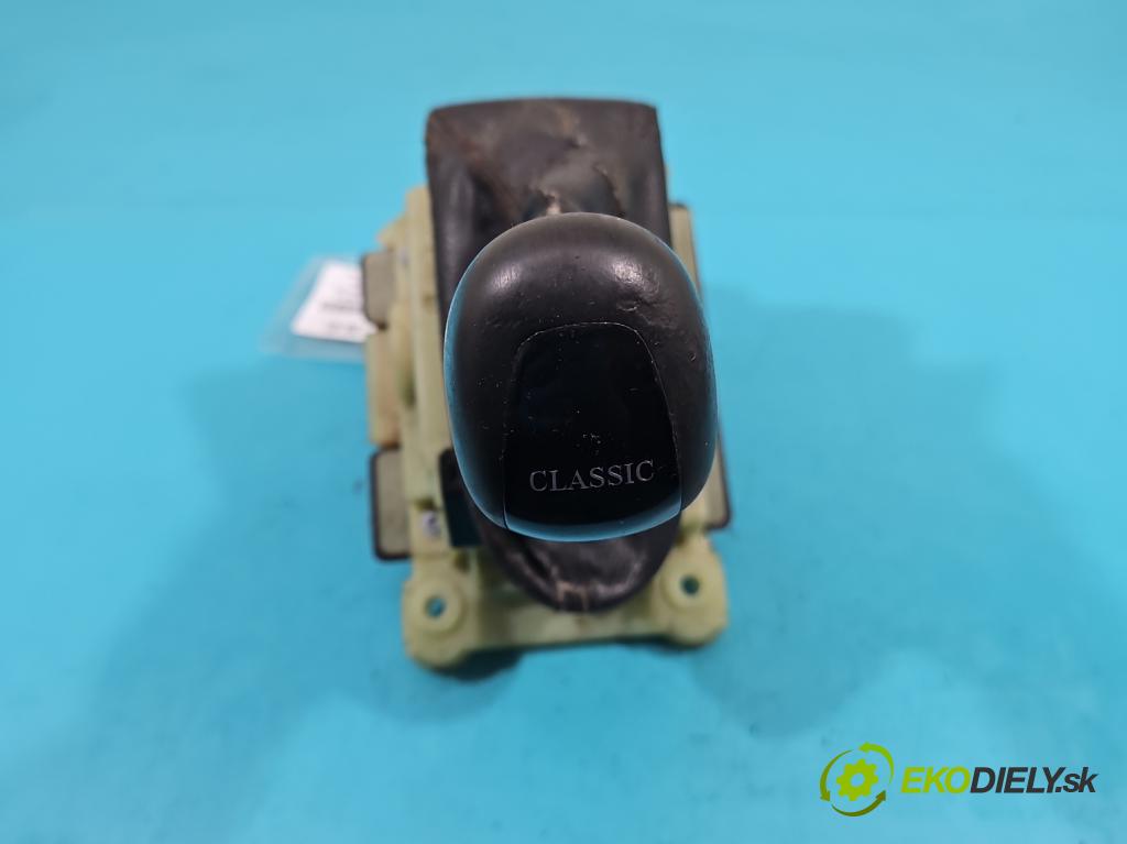 Mercedes E W211 2002-2009 3.2 cdi 204 HP automatic 150 kW 3222 cm3 5- Páka: Změny: stupeň,rýchlosť A2112670124 (Rýchlostné páky / kulisy)