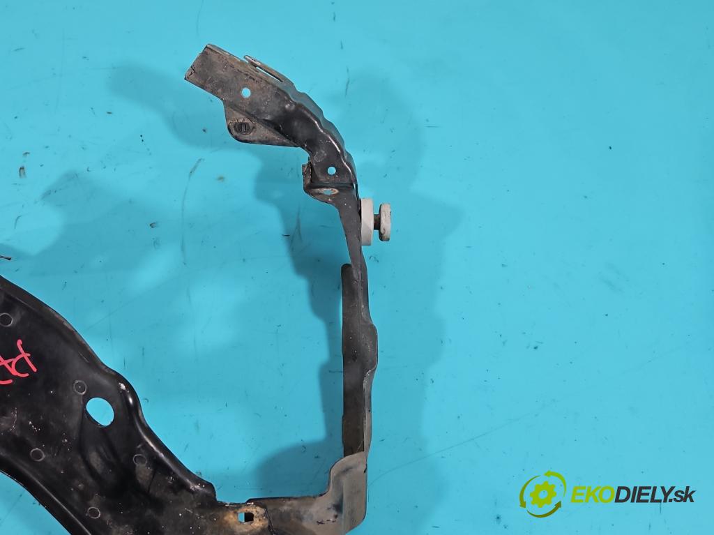 Mercedes E W211 2002-2009 3.2 cdi 204 hp automatic 150 kW 3222 cm3 5- stěna přední  (Výztuhy přední)