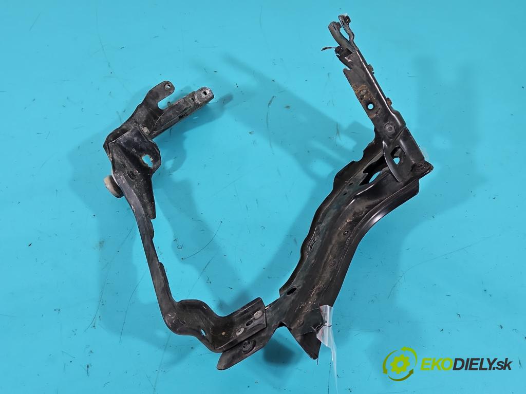 Mercedes E W211 2002-2009 3.2 cdi 204 hp automatic 150 kW 3222 cm3 5- stěna přední  (Výztuhy přední)