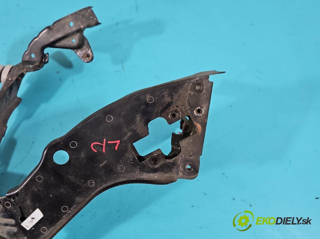 Mercedes E W211 2002-2009 3.2 cdi 204 hp automatic 150 kW 3222 cm3 5- stěna přední  (Výztuhy přední)