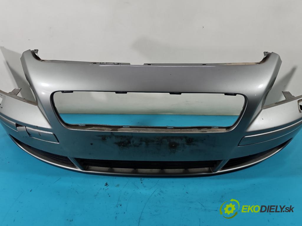 Volvo S40 II 2004-2012 1.8 16V 125 hp manual 92 kW 1798 cm3 4- nárazník přední  (Ostatné)